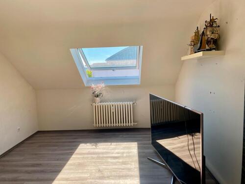 Foto - 3 Zimmer- Dachgeschosswohnung ca.75m2