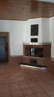 Foto - 3 Zimmer, Küche, Bad, Kamin - 700,00 EUR Kaltmiete,
