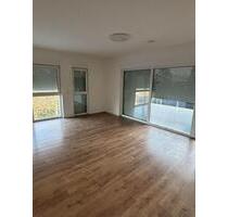 Helle 3-Zimmer-Wohnung mit Balkon – 77 m² – Offenbach, Friedhofst - Offenbach am Main