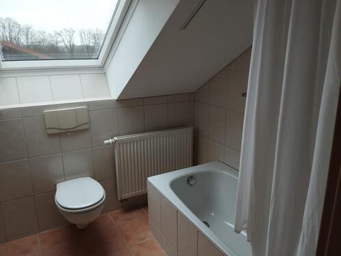 Foto - 3 Zimmer Dachgeschoßwohnung in Täferrot