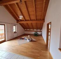 2 Zimmer DG Wohnung in 82054 Arget - Sauerlach