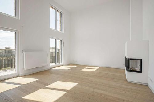 Foto - Lichtdurchflutete 3-Zimmer-Dachgeschosswohnung mit Südbalkon