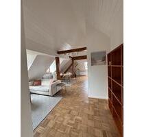 Möblierte 2- Zimmerwohnung im DG – 85540 Haar - 1Min zur S-Bahn - München Messestadt Riem