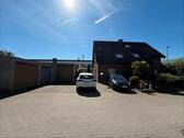 Foto - Freistehendes Einfamilienhaus mit 3 Garagen
