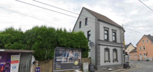 Foto - Attraktive drei Zimmer Etagenwohnung mit zwei Bädern