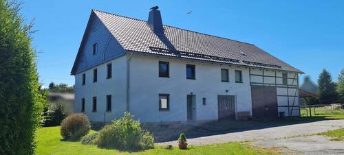 Foto - Einfamilienhaus mit Pferdestall