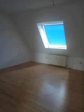 Foto - Lichtdurchflutete DG Wohnung, 2ZKB, Bi-Gellershagen, Uninaehe