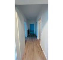 74 qm Wohnung 3 Zi Kü Bad Abstellraum m. Stellplatz in Senne - Bielefeld