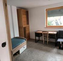 Mini Appartement Zimmer - 450,00 EUR Kaltmiete, in Meersburg (PLZ: 88709)