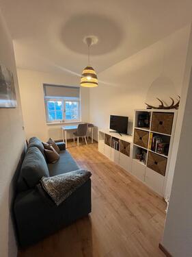 Foto - Anfragestopp - Teilmöblierte helle 2-Raum Wohnung ab 01.02.2026