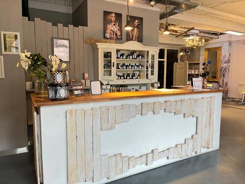 Foto - Raum für Kosmetik, Wimpernstyling, Nageldesign,Stuhlmiete Friseur