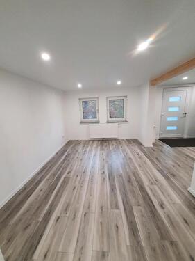 Foto - Wohnung Haus zu vermieten . Alleinlage .