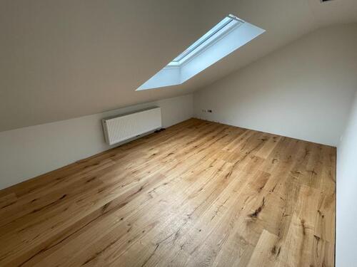 Foto - Möbliertes Zimmer im Obergeschoss – Nähe Bahnhof Bruckmühl