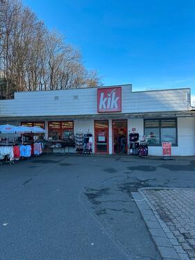 Foto - Einzelhandel Ladengeschäft Gewerberaum Plauen Mieten Lager Outlet