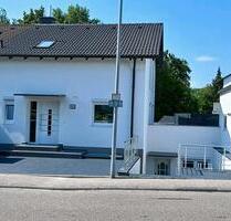 Einfamilienhaus Einliegerwoh. Top saniert in Klein-Winternheim - Ober-Olm