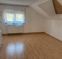 Attraktive 2-Zimmer-Dachgeschosswohnung - Ottweiler