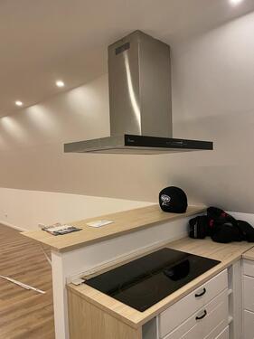 Foto - 2 Zimmer Obergeschoss Wohnung - 900,00&nbsp;EUR Kaltmiete, ca.&nbsp; 80,00&nbsp;m&sup2;