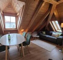 Murnau: Langzeit-Hideaway. MÖBLIERTE 2,5-Zimmer-Galeriewohnung - Murnau am Staffelsee