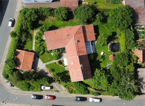 Foto - Charmantes Ein- oder Zweifamilienhaus mit Doppelcarport & Garten