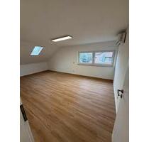 Dachgeschoss Wohnung Bad Salzdetfurth frisch renoviert