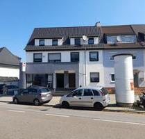 saniertes MFH mit 6 Wohnungen zwei Büros und großen Garten - Mannheim Herzogenried
