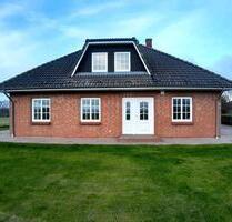 Einfamilienhaus - 950,00&nbsp;EUR Kaltmiete, ca.&nbsp; 130,00&nbsp;m&sup2; in Schwabstedt (PLZ: 25876)