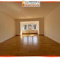 3-Zimmer-Wohnung in Zwickau-Nordvorstadt, herrschaftliches Wohnen mit großer Wohnküche, Erker und 2 Balkonen!