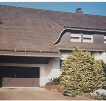 Freistehendes Einfamilienhaus mit großem Garten in Heusweiler