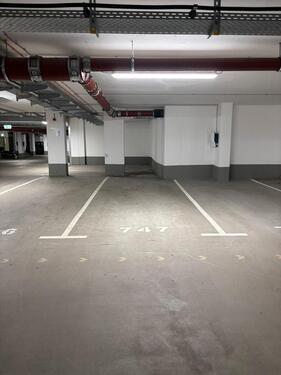 Foto - Garagenstellplatz - 110,00&nbsp;EUR Miete,