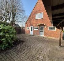 Wohnhaus in ruhiger Lage, großer Garten & Carport - ab sofort! - Viöl