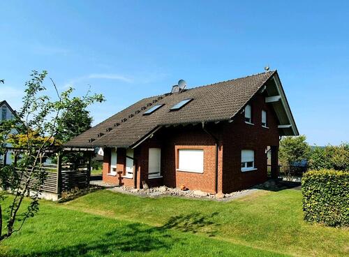 Foto - Attraktives Einfamilienhaus in Massivbauweise Oettershagen Roth