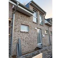 DHH Neubau in Wees - 1.600,00&nbsp;EUR Kaltmiete, ca.&nbsp; 110,00&nbsp;m&sup2; in Tastrup (PLZ: 24943)