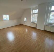 Frisch renovierte Wohnung - 300m zu Schwimmbad, Bahnhof o. Zentrum - Oschersleben (Bode)