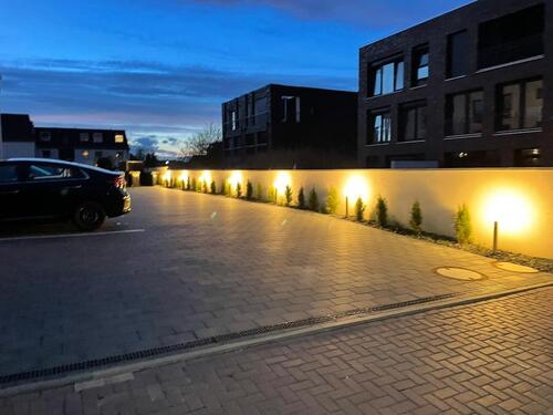 Foto - Neuwertige Erdgeschoss Wohnung mit Garten, 4 Zimmer, PKW-Stellpl.