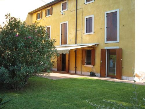 Foto - Gardasee - Peschiera del Garda, Rustico mit Pool und Tennisplatz