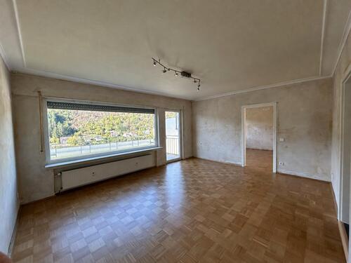 Foto - Wohnen mit Aussicht - renovierte 3-Zimmer-Wohnung in ruhiger Lage