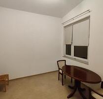 kleines Büro in strategischer Lage von Auggen