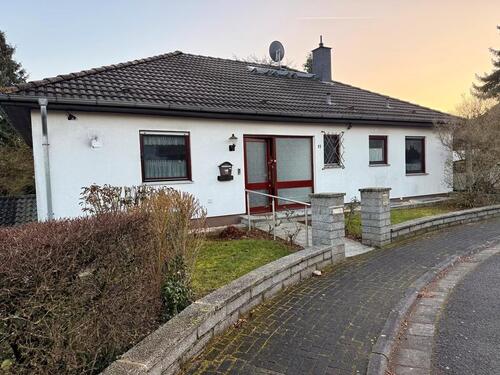 Foto - Zweifamilienhaus mit 2 sep. Wohneinheiten 