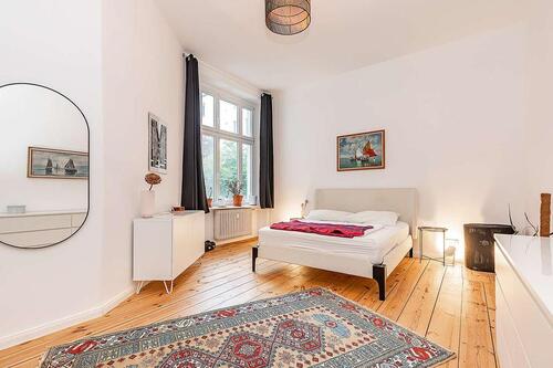 Foto - Befristet für 1 Jahr - Stilvolle Altbauwohnung am Tempelhofer Feld