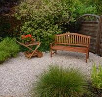 GEMÜTLICH!!! Herrliche 3- Zimmer-Dachgeschosswohnung mit Einbauküche und Fußbodenheizung - Neuenstein