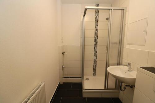 Foto - Auch ohne Badekappe Duschspaß garantiert…3-RW mit Dusche & Balkon!!!