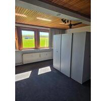 Wohnung DG - 520,00&nbsp;EUR Kaltmiete, ca.&nbsp; 85,00&nbsp;m&sup2; in Frankenberg (Eder) (PLZ: 35066)