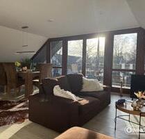 ++ Außergewöhnliche 4,5-Zimmer-Dachgeschosswohnung mit Garten, Kamin & Sauna ++ - Amelinghausen