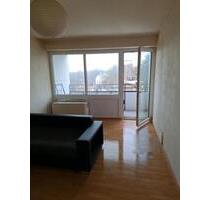 Schöne 2 Zimmer Wohung - 320,00&nbsp;EUR Kaltmiete, ca.&nbsp; 74,00&nbsp;m&sup2; in Hof (PLZ: 95030) Neuhof