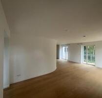 Großzügige 4-Zimmer Wohnung mit Balkon in Göttingen