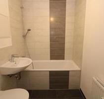 XXL 3-RW mit großem Wohnzimmer Wanne & Balkon!!! - Freiberg