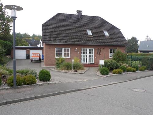 Foto - 3 Zim. Dachgeschosswohnung Whg. im 2-Familienhaus in Boostedt