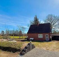 Einfamilienhaus Grundstück 2.139 m² Außenbereich Sanierungsobjekt - Langenhorn