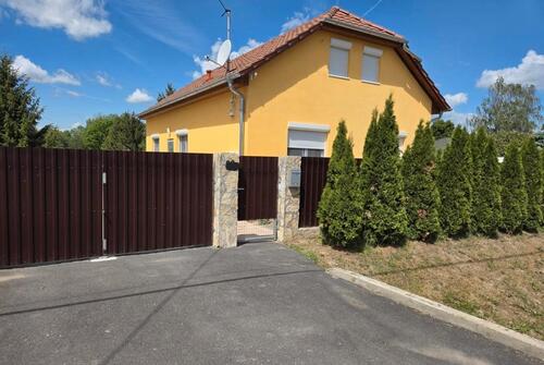 Foto - Stilvoll sarniertes und renoviertes Landhaus Nähe Balaton