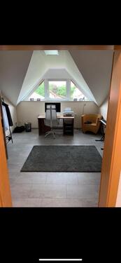 Foto - 1x Zimmer einer Wunderschönen Dachgeschosswohnung 3er WG ☀️